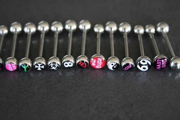 10 Mixed Logo Tongue Bars