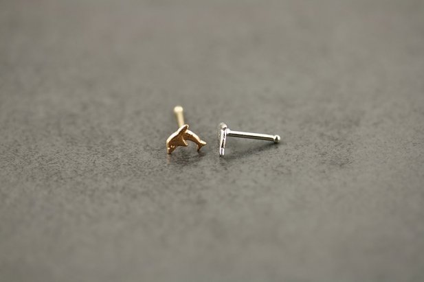 14k Gold Dolphin Nose Bone