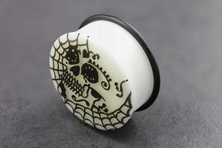 Acrylic Glow in the Dark Skull Web Flared Plugs