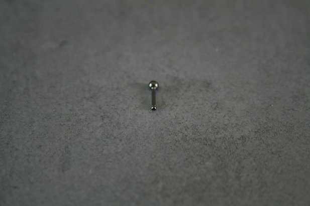 Blackline Clear Gem Nose Bone