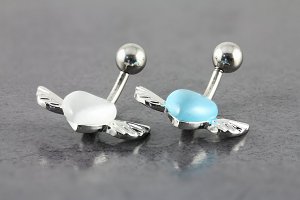 Cats Eye Winged Heart Belly Bar