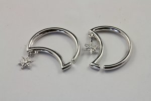 Crescent Seamless Ring with Snowflake Dangle