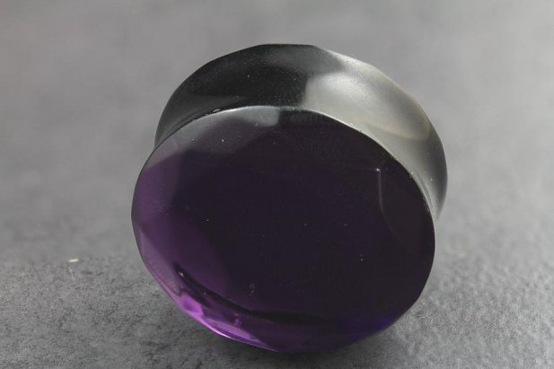 Double Faceted Purple Glass Plug