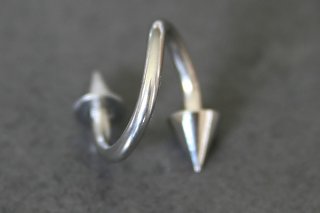 Double Spike Spiral Ring