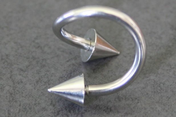 Double Spike Spiral Ring