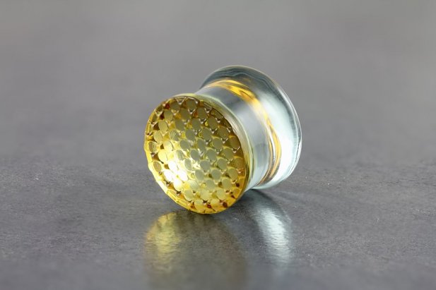 Golden Honeycomb Glass Flared Plugs