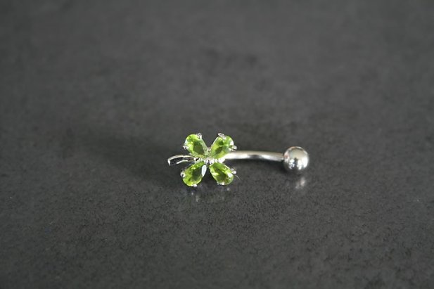 Green Leaf Clover Belly Ring