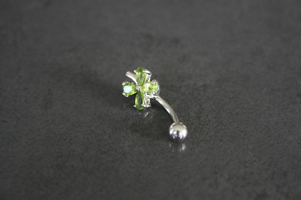 Green Leaf Clover Belly Ring
