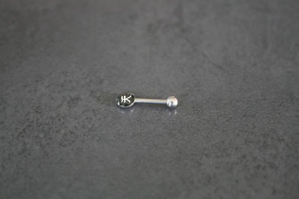 Heaven Chinese Character Logo Eyebrow Bar