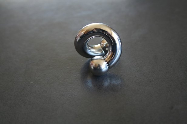 Heavy Gauge Stainless Steel Twister Plugs