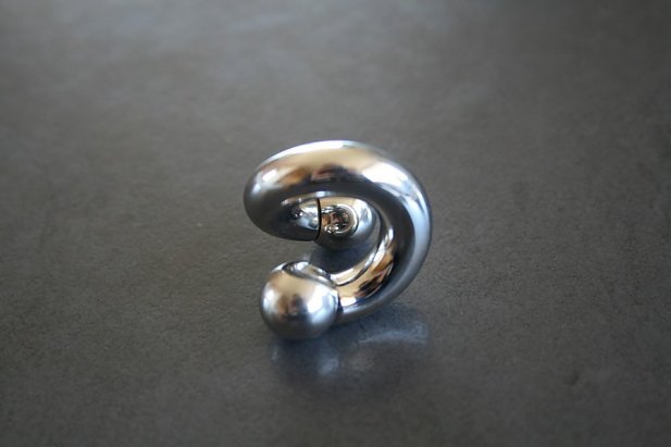 Heavy Gauge Stainless Steel Twister Plugs