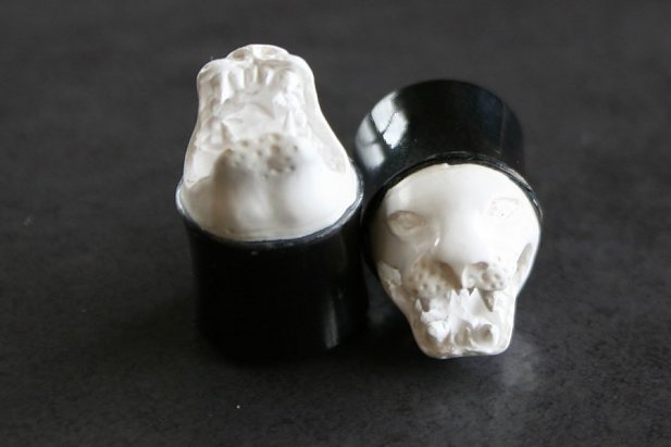 Lion Head Organic Horn Plugs