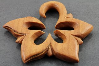 Sawo Wood Hanger