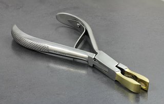 Small Ring Closing Pliers with Brass Tips