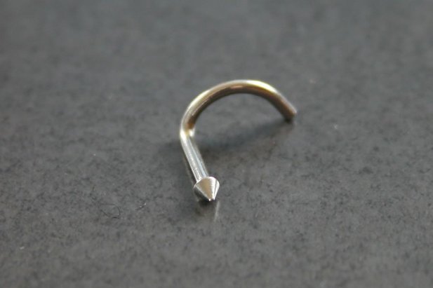 Steel Spike Nose Screw
