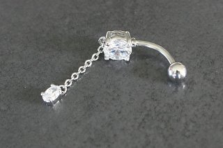 Swarovski Chain Dangle Belly Ring Swarovski Chain Dangle Belly Ring