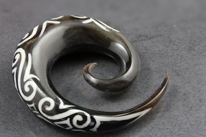 Tribal Design Horn and Bone Spiral Taper
